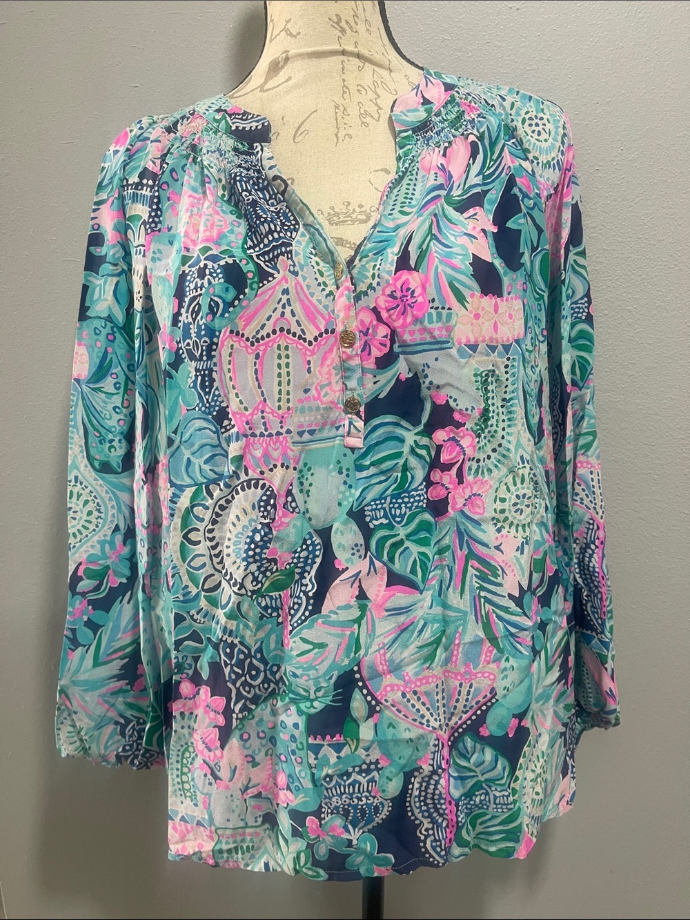 Lilly Pulitzer Women’s Floral-Print Split-Neck Blouse in Teal & Pink